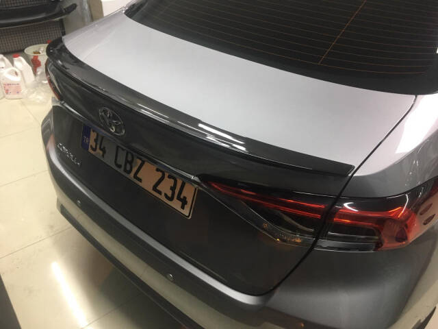 Corolla 2019 Anatomik Spoiler Parlak Siyah - 2