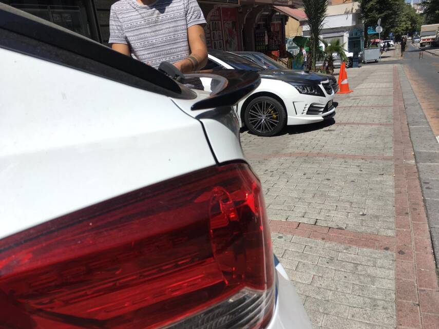 Cruze Hb Bagaj Spoiler Ayaklı Yeni Model Karbon - 2