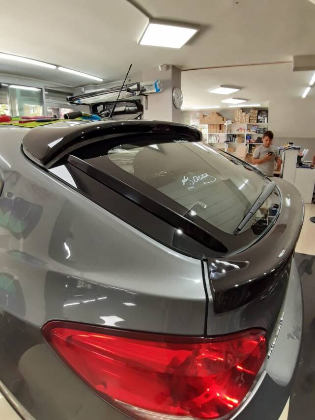 Cruze Hb Cam Üstü Spoiler Fiber Boyalı Parlak Siyah - 1