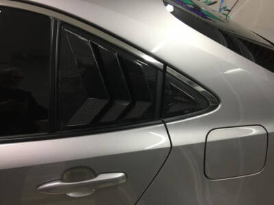 Toyota Corolla 2019 Arka Kelebek Cam Kaplama Spoiler Parlak Siyah - 3